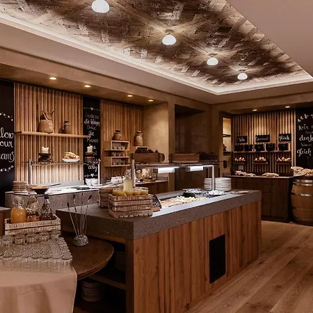 Hotel Alpinarosa 3*